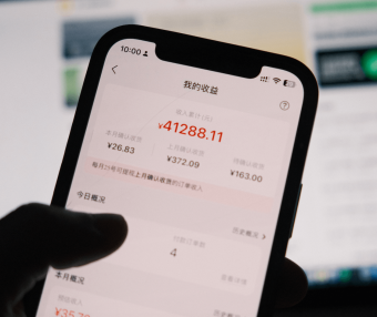 要想在睡觉时赚钱,就得创造不睡觉的东西